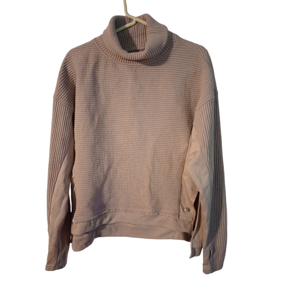 Tahari Sweaters - Tahari Sport Turtleneck Ribbed Sweater Mauve Thumbholes Athleisure Streetwear M
